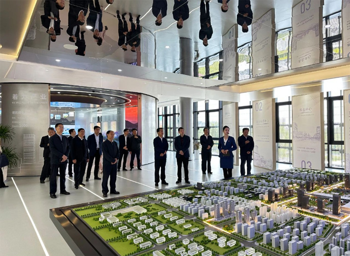 省人大常委會調(diào)研組到CAZ城市展廳調(diào)研